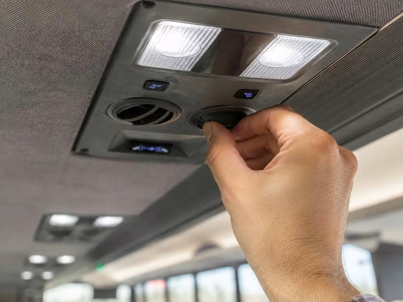 temple city 15 passenger minibus air conditioning