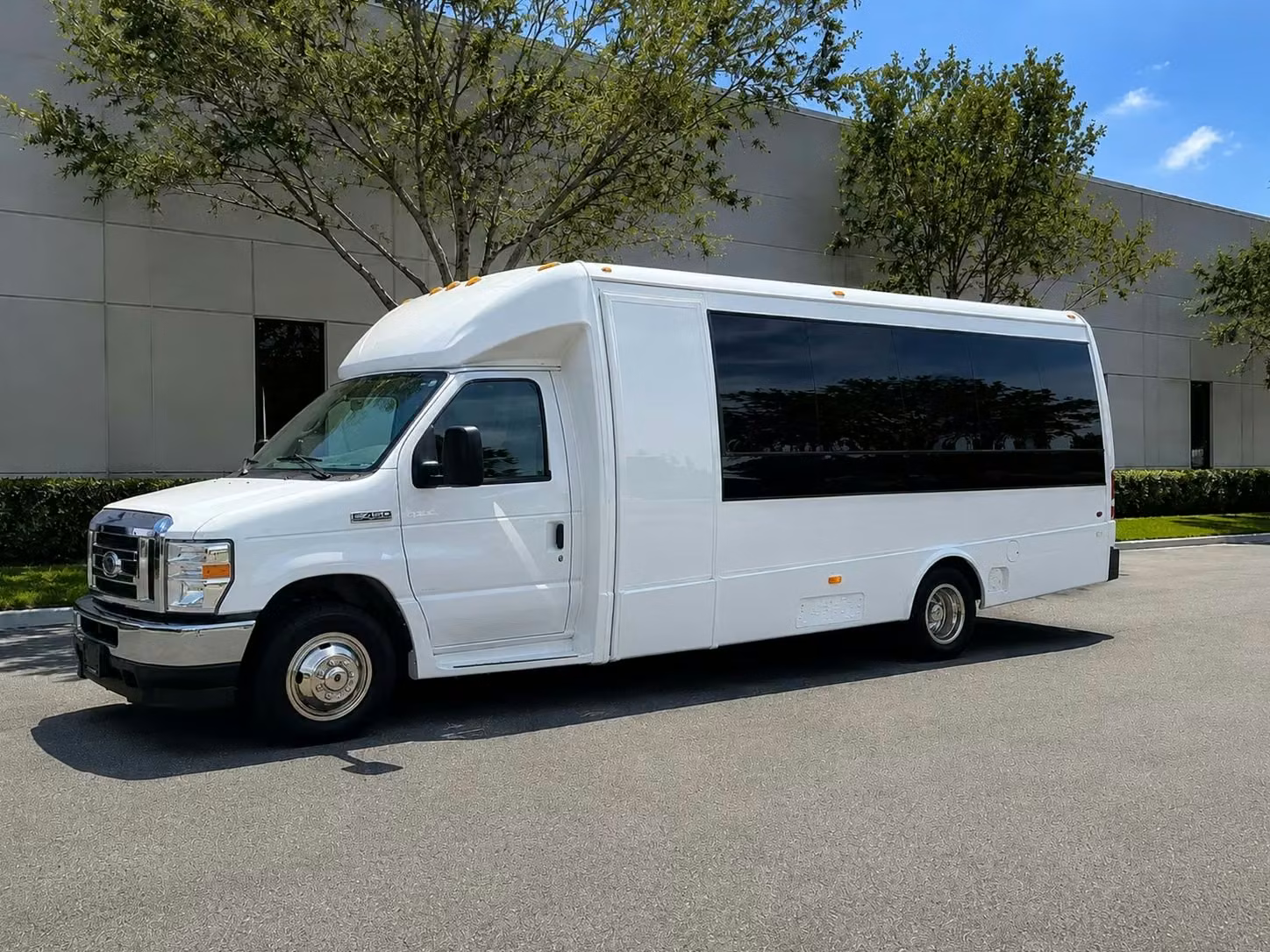 temple city 15 passenger minibus rental