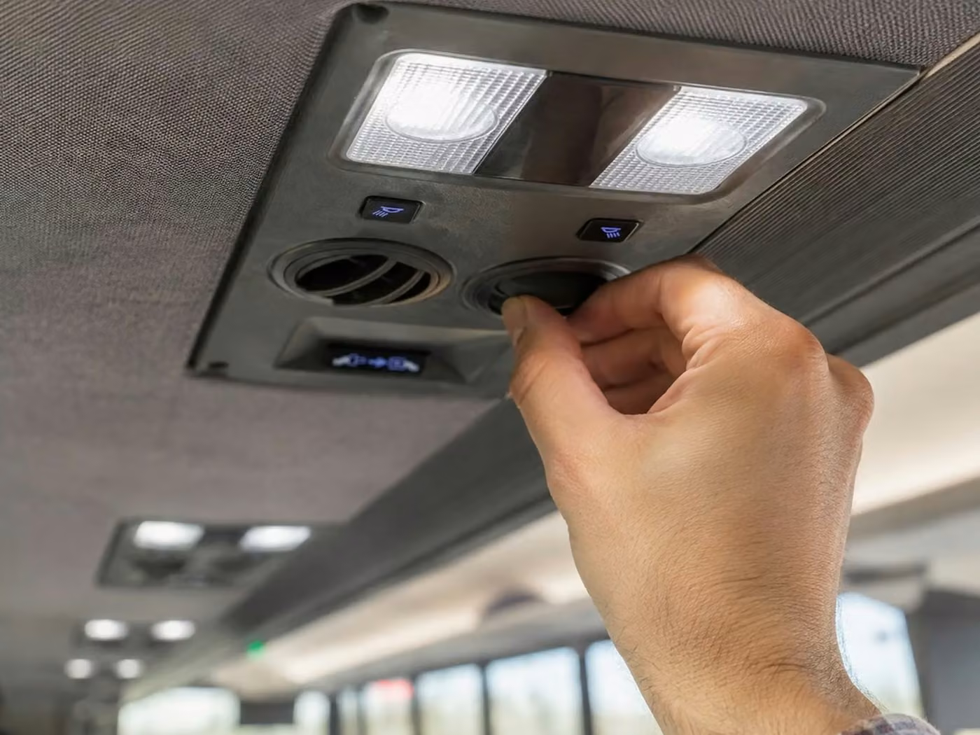 temple city 18 passenger minibus climate control