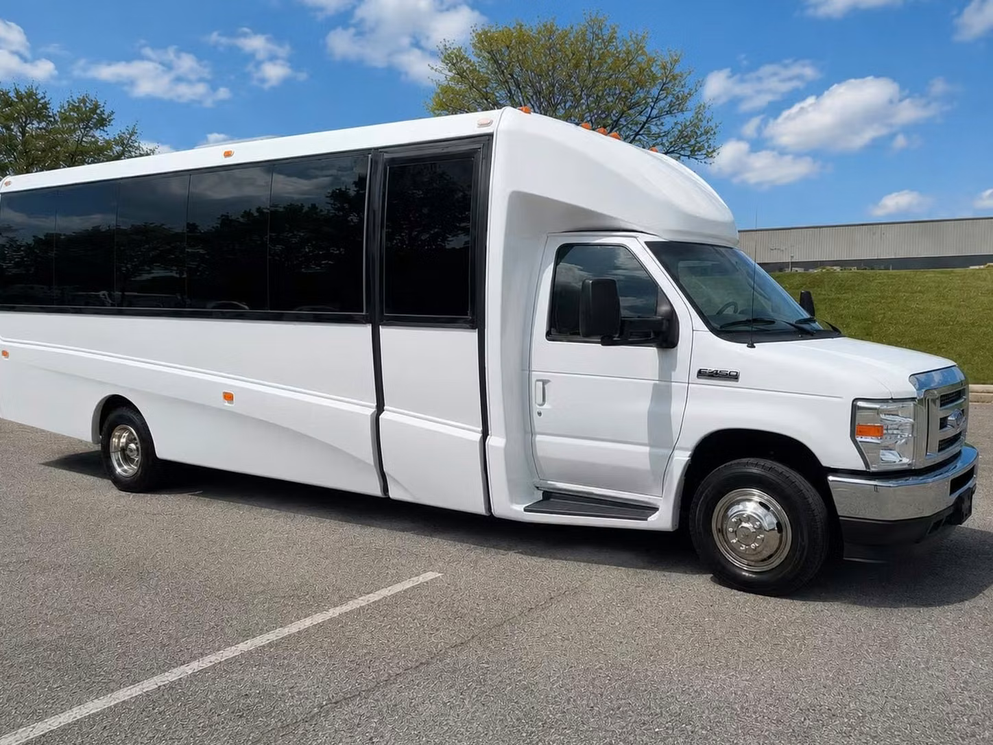 temple city 20 passenger minibus rental