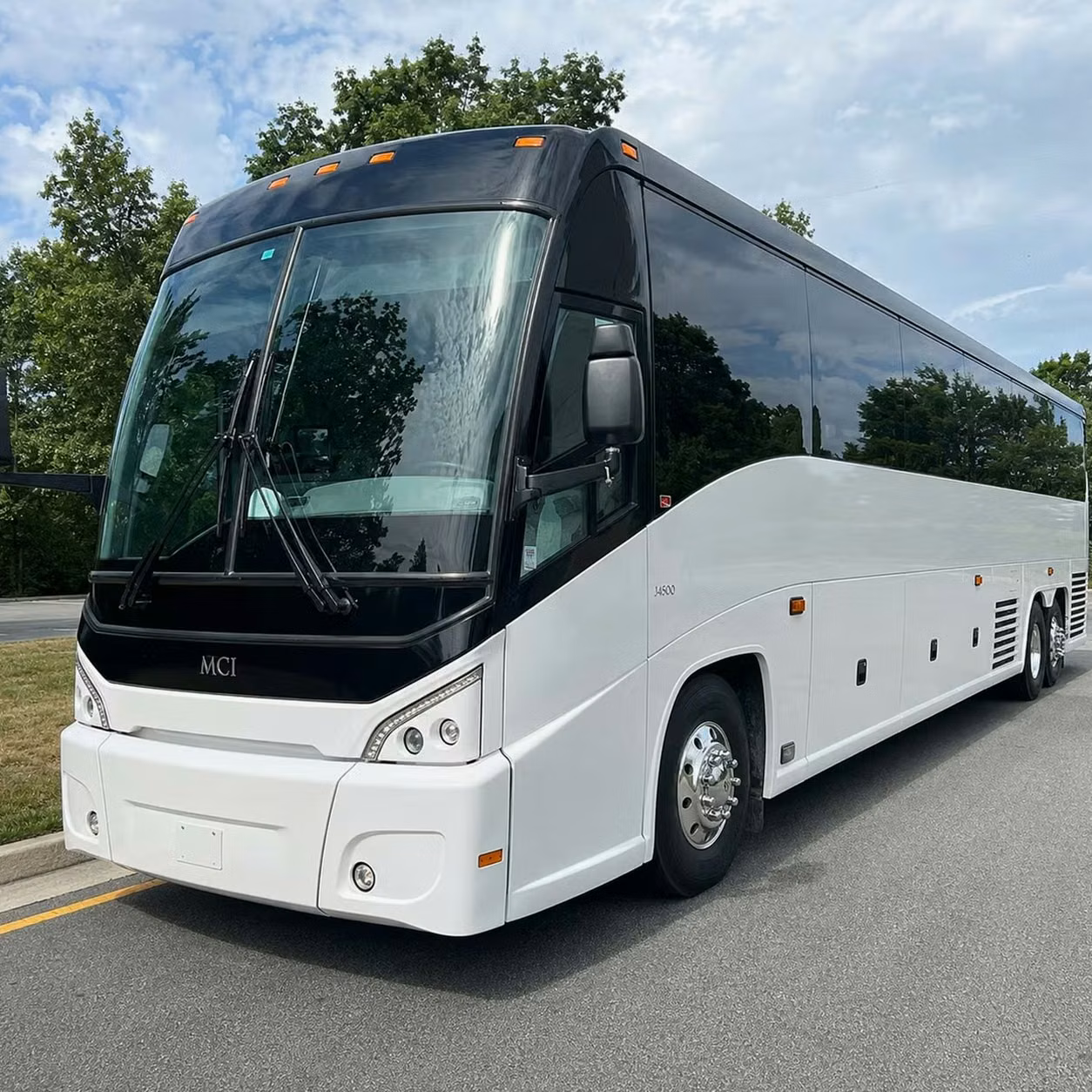 temple city private airport transfers for touring talent and vip headliners